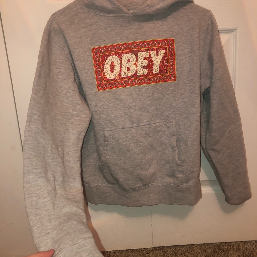 Obey sweatshirt
